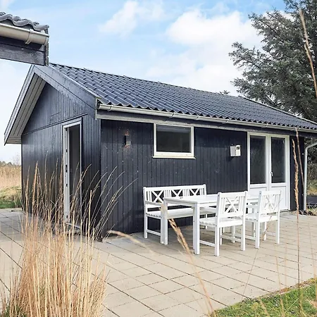 Ferienhaus 4 Star In *