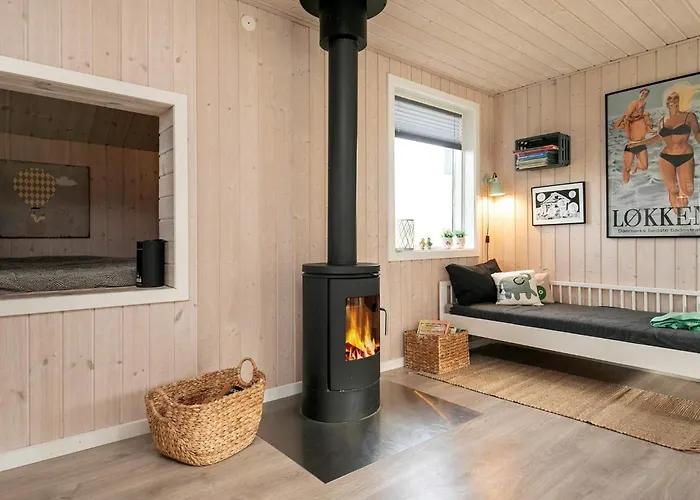 Seaside Retreat In - By Traum *